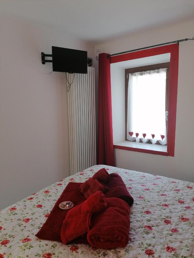 Casa Vacanza La Rosa Vinadio Dış mekan fotoğraf