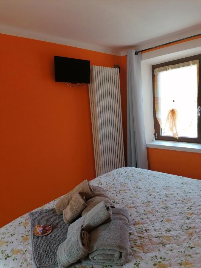 Casa Vacanza La Rosa Vinadio Dış mekan fotoğraf